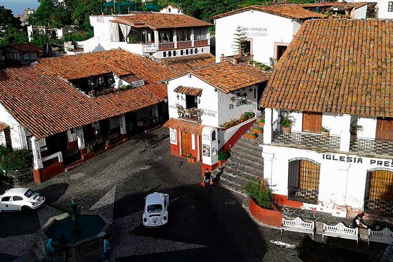 Feria-Nacional-de-la-Plata-Taxco