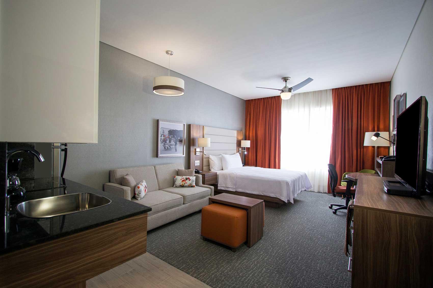 Fiesta-Inn-Suites-Silao