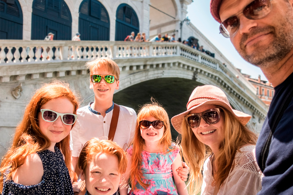 Universal-Assistance Hot Sale 2025