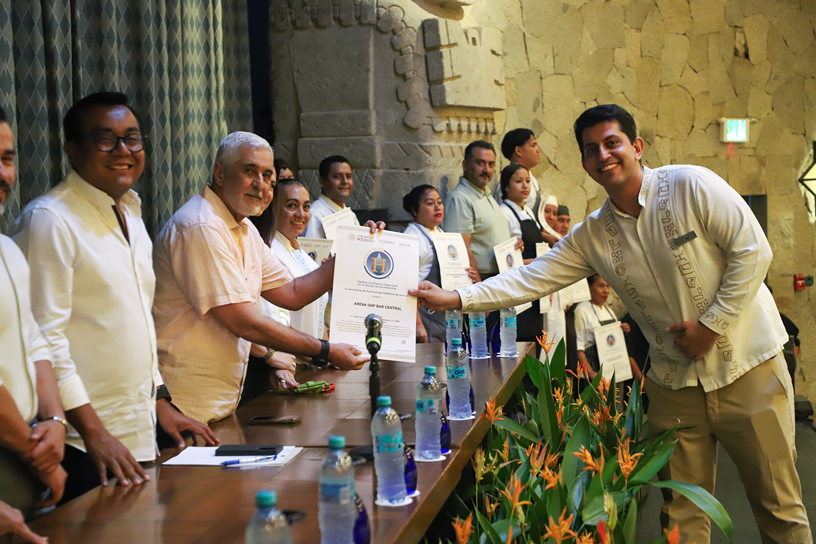 Mundo-Imperial-Distintivo-H