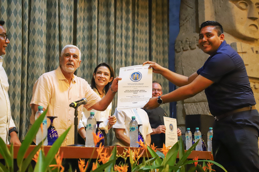 Mundo-Imperial-Distintivo-H